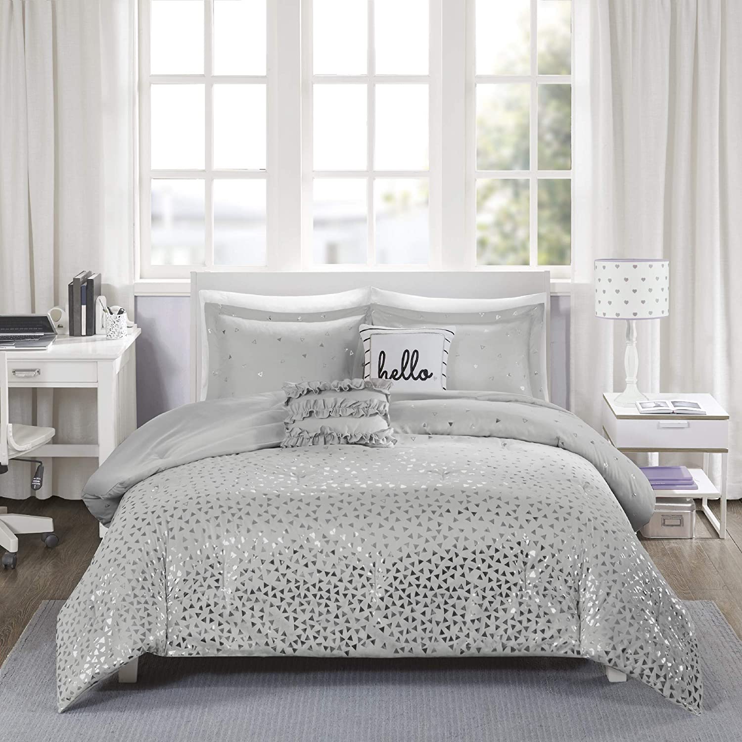 Intelligent Design Zoey Comforter Bedding Set Full/Queen Grey/Silver