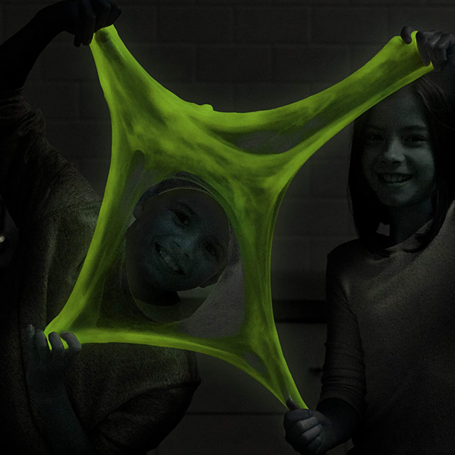 elmers-glow-in-the-dark-slime-3.jpg