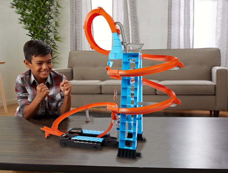 car tower track