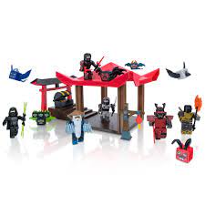 Roblox Action Collection – Ninja Legends Deluxe Playset [Includes Exclusive Virtual Item]
